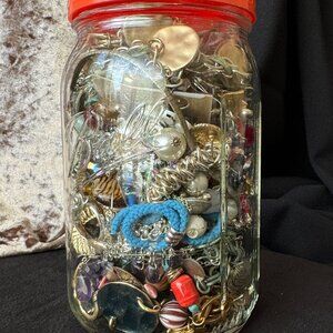 Jewelry Parts + Pieces Crafters Mystery Lot 2 LB 9 Oz Grab Bag Supplies Beads